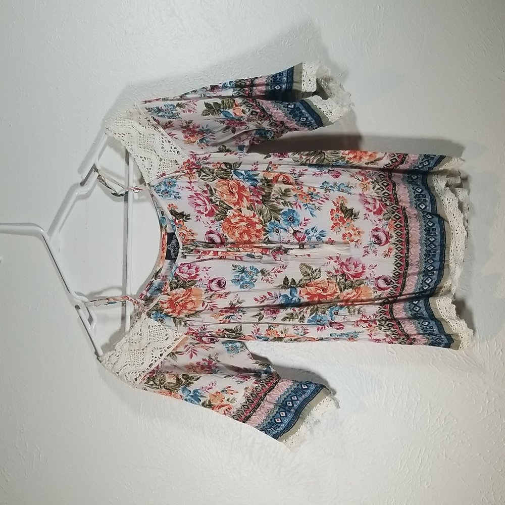 Off the Shoulder Floral Blouse Size S
